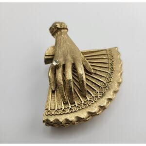 Vintage Hand Fan Trinket Box Brooch Gold Tone Figural Jewelry Case Hard to find
